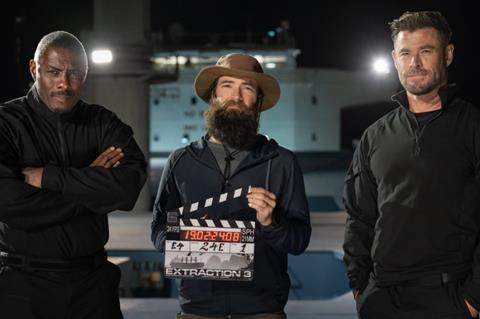 Stars on the set of TV series Extraction
